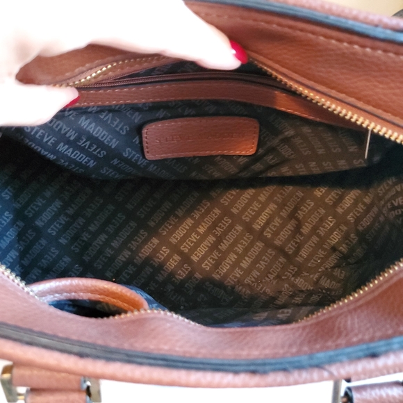 Steve Madden Purse - Picture 2 of 4
